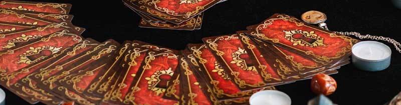 Tarologue Paka Sasha, voyance et guidance en ligne